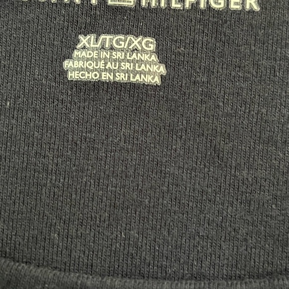 Tommy Hilfiger Classic XL Navy Short Sleeved Tee - Picture 6 of 7
